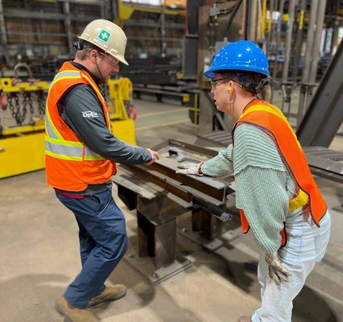 De passage à l’usine Canam Sherbrooke pour sélection des retailles d’acier de structure.